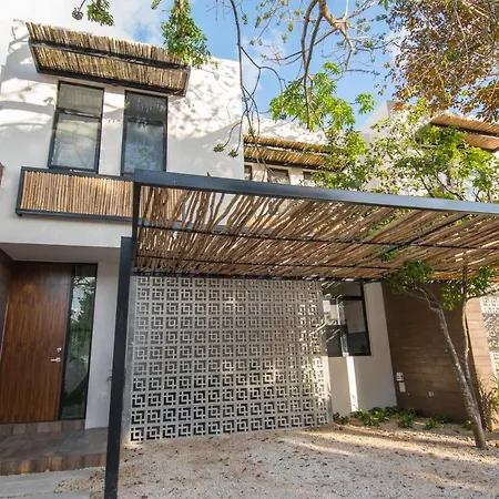 Tannah Luxury Rentals-3